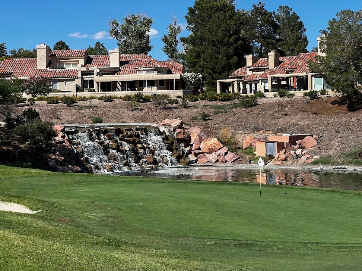 Spanish Trail Country Club