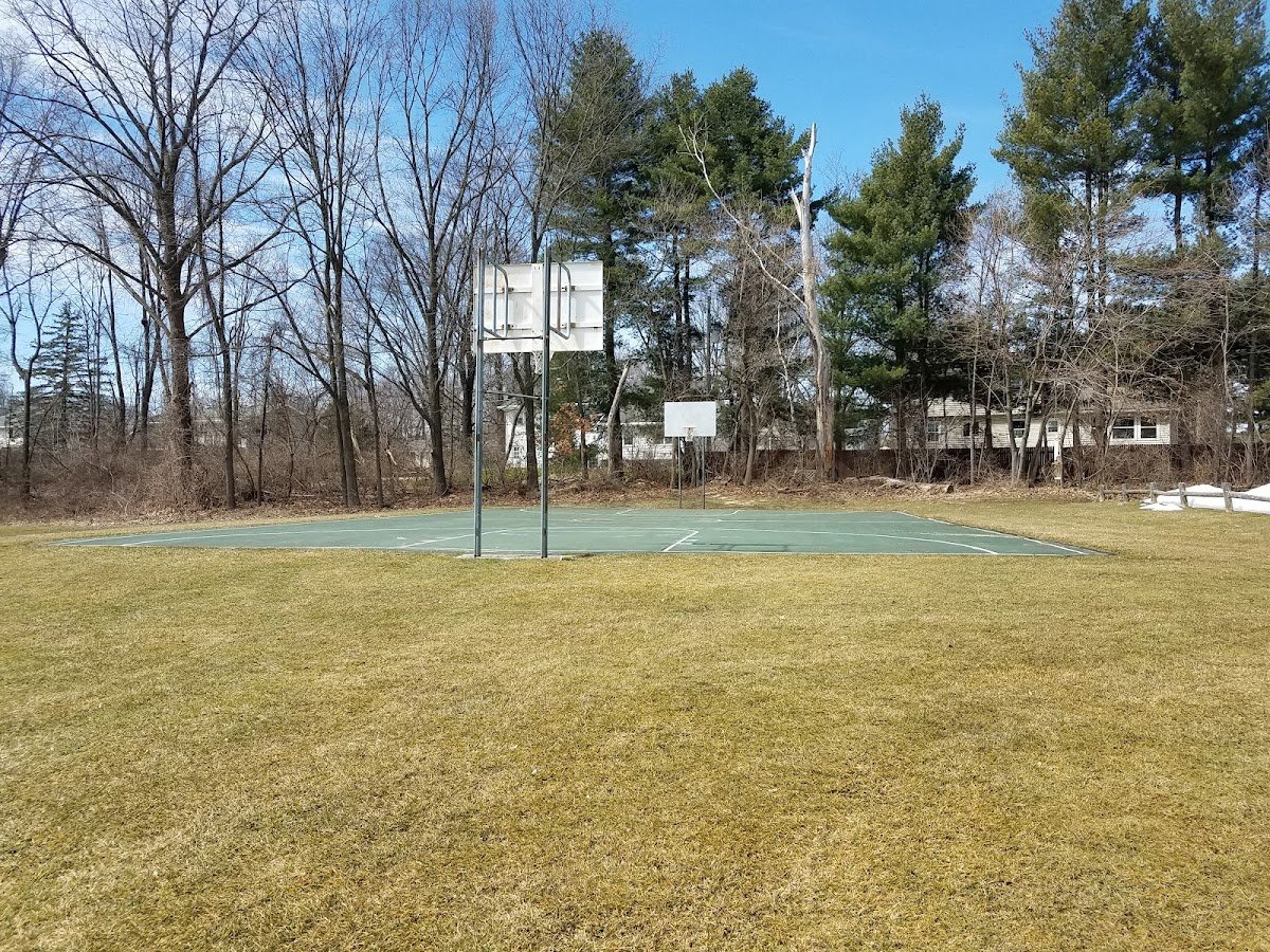 Avon Crest Town Park