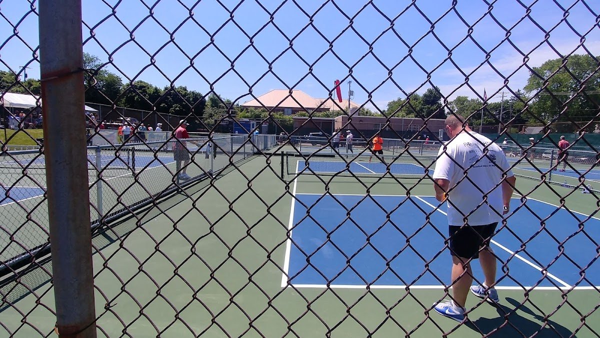 Beech Street Park - East Courts