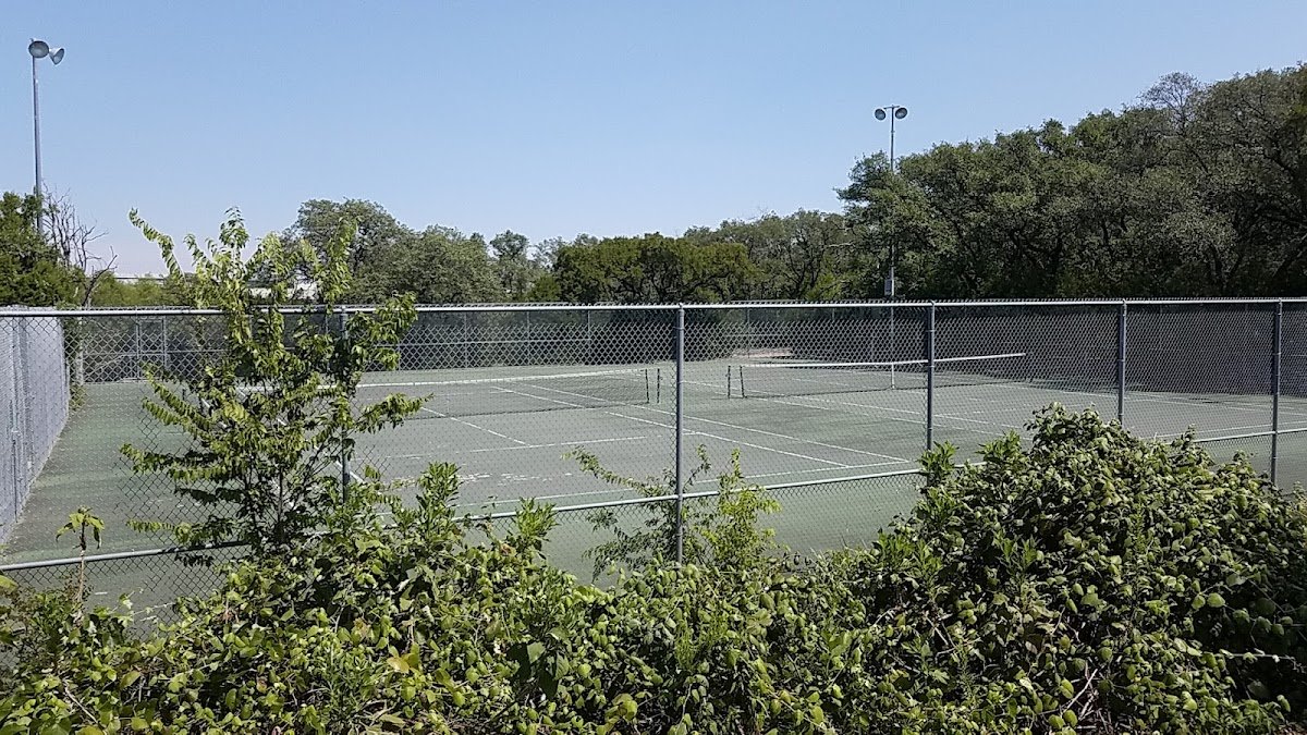 Riata Park (Tennis Court)