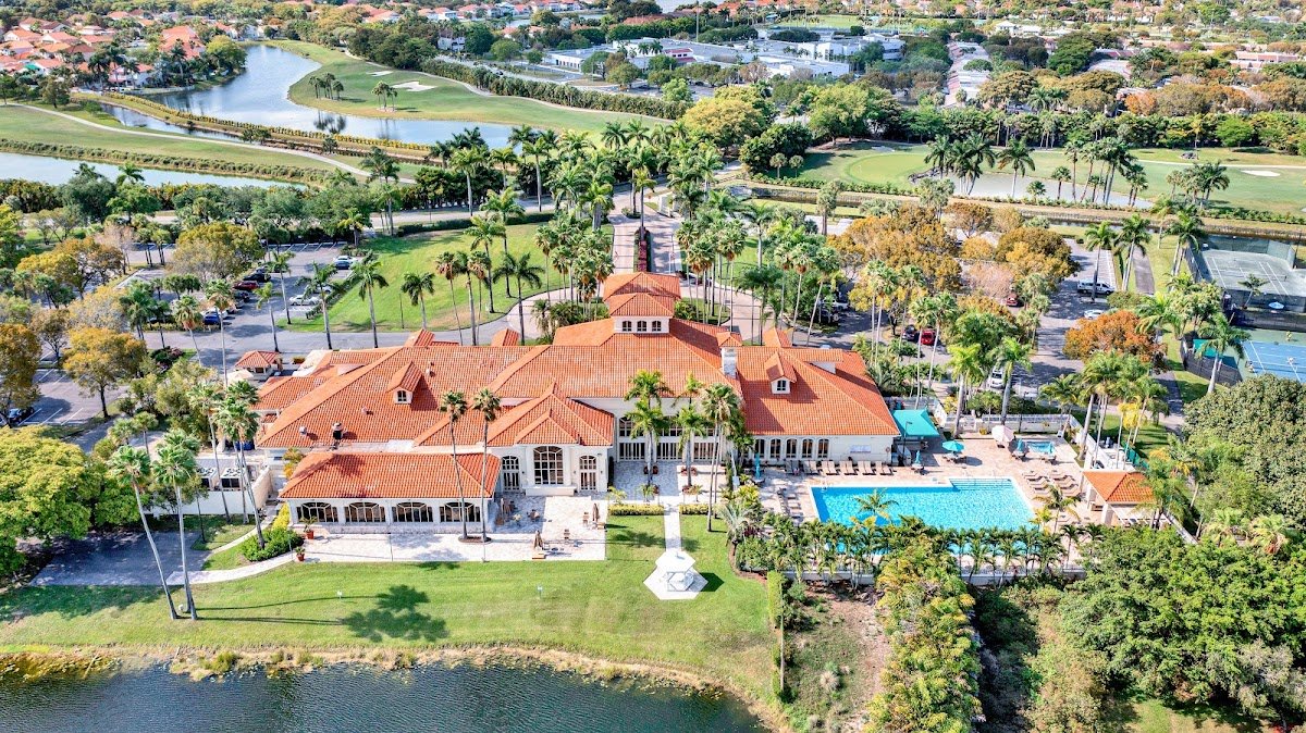 Doral Park Country Club