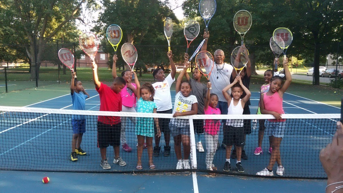California Park (Tennis Court)
