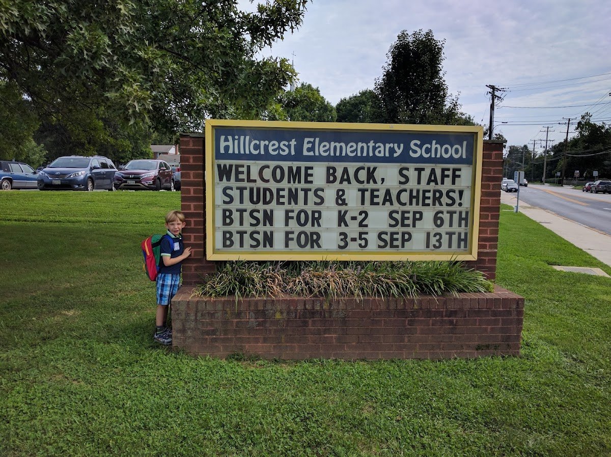 Hillcrest Elementary School (Tennis Court)