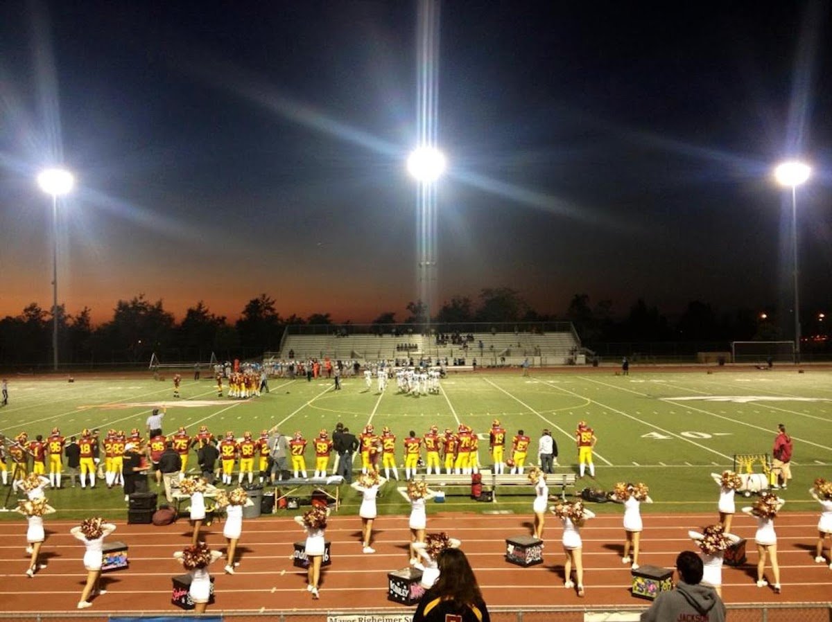 Estancia High School