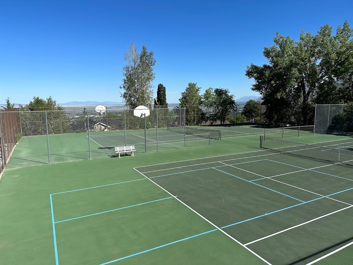 North Canyon Swim & Tennis Club (Tennis Court)