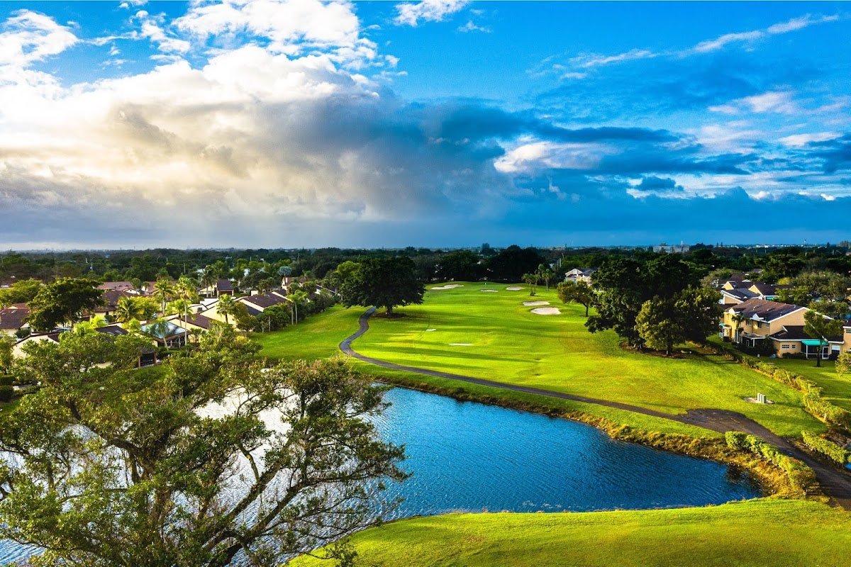 Woodmont Country Club