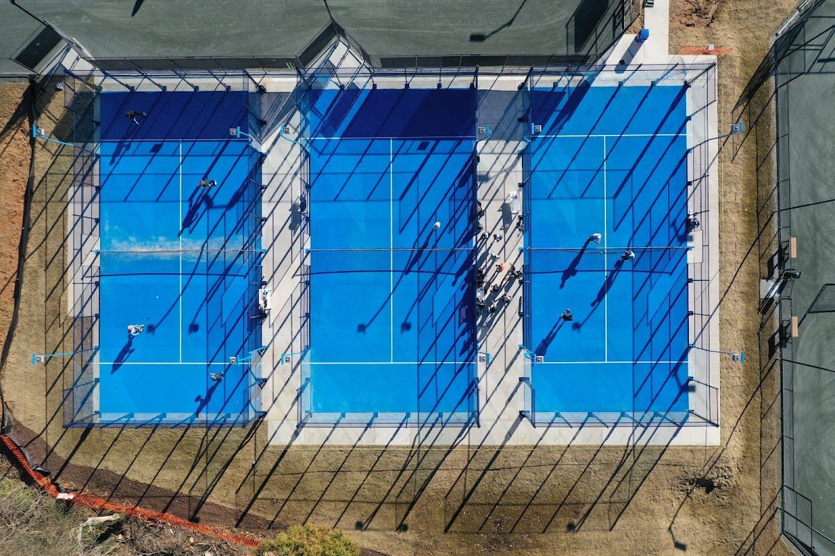 North Hills Club (Tennis Court)