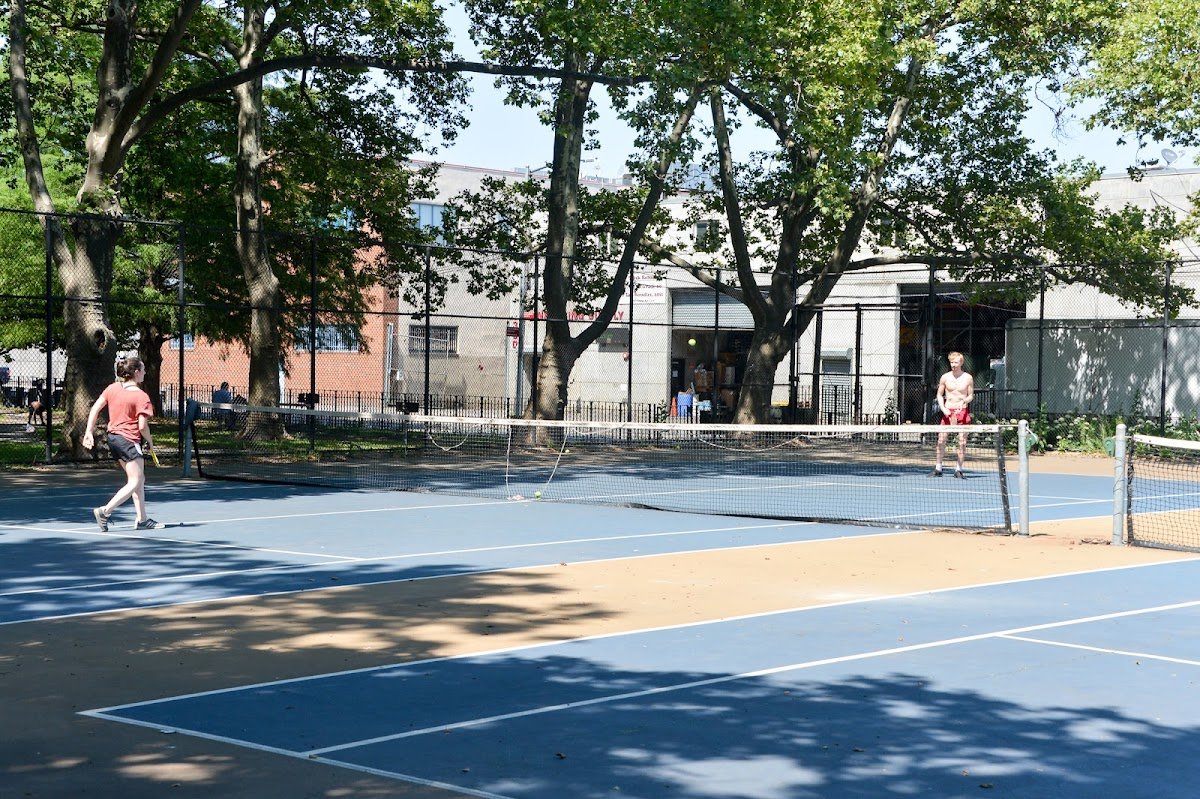 Cooper Park Tennis Courts