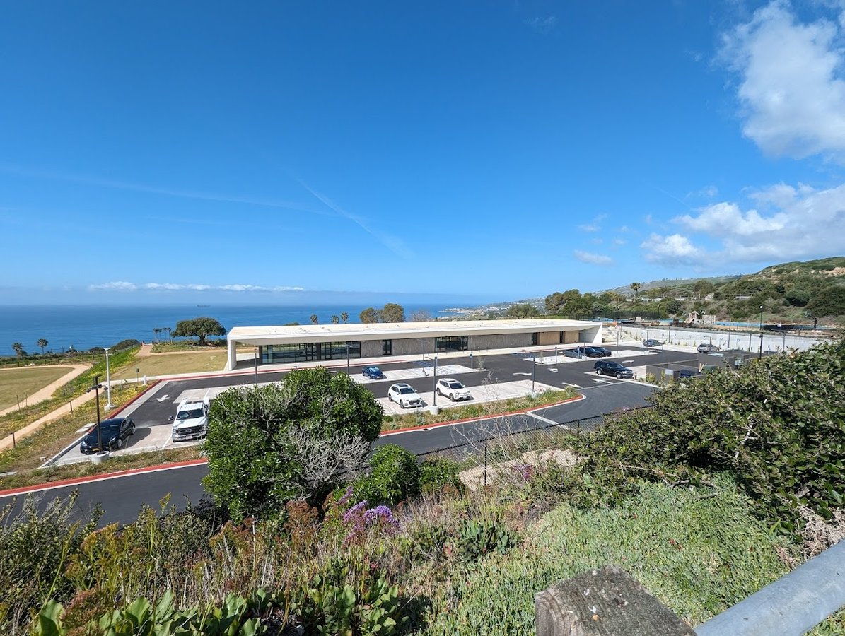 Ladera Linda Community Park and Community Center