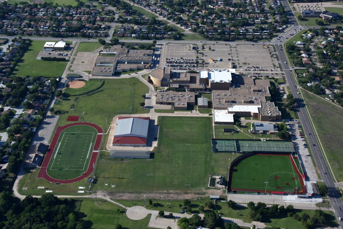 South Grand Prairie High School