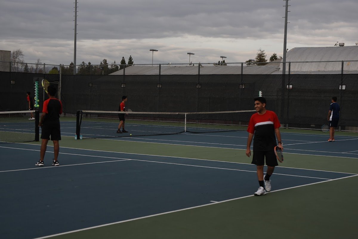 Fremont High School Tennis Courts