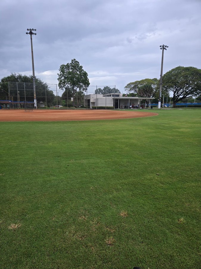 Miami Lakes Park (Tennis Court)