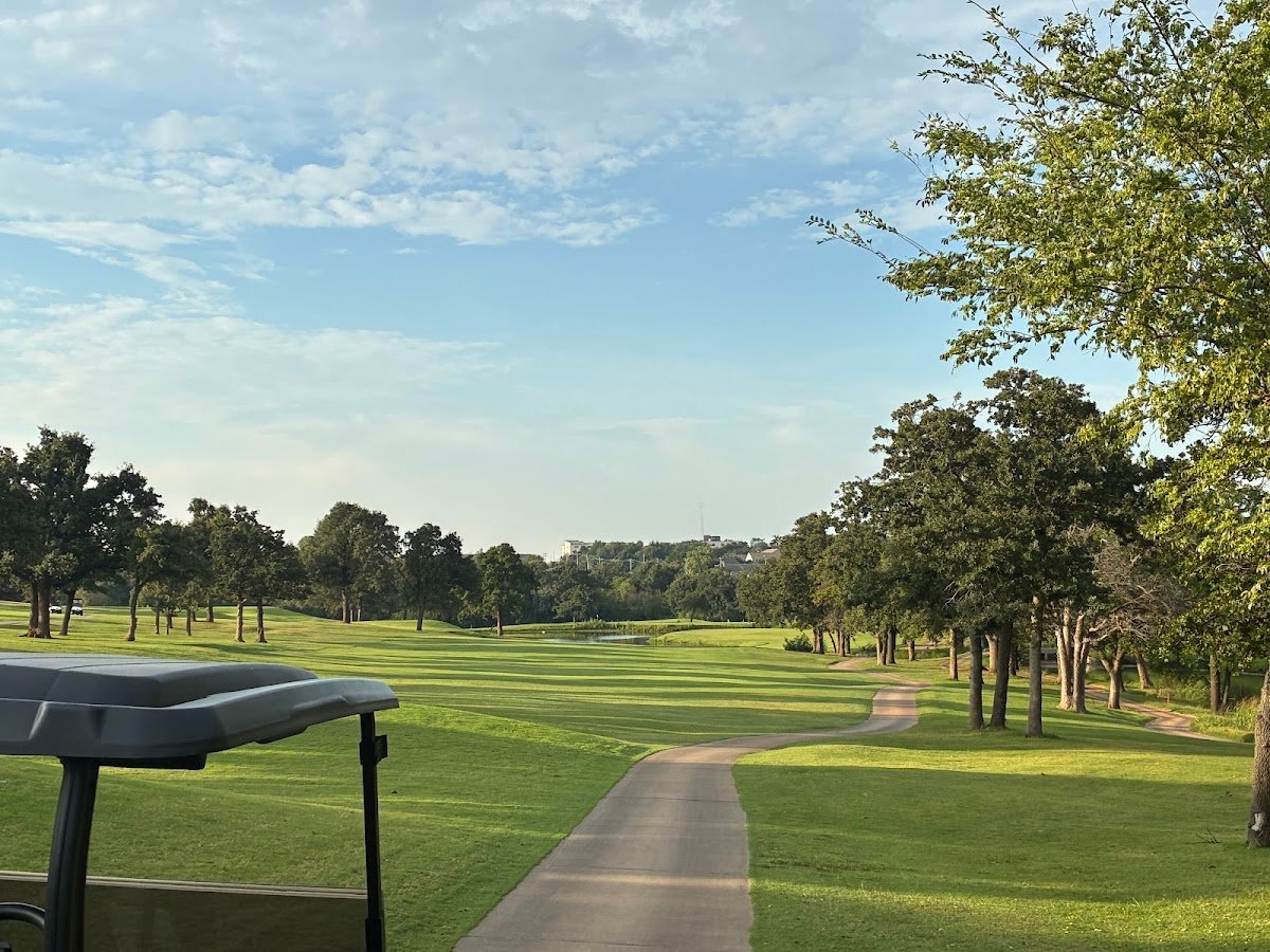 KickingBird Golf Club