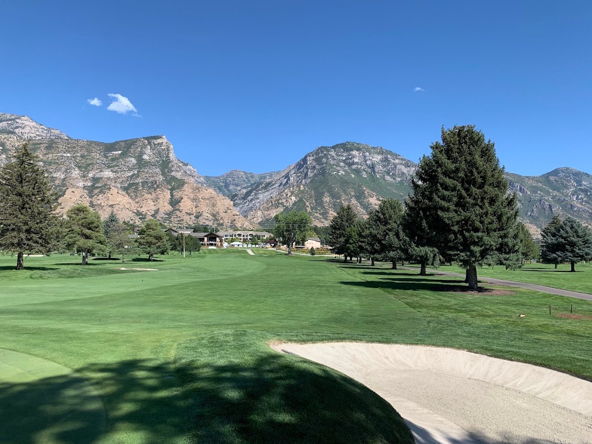 Riverside Country Club (Tennis Court)