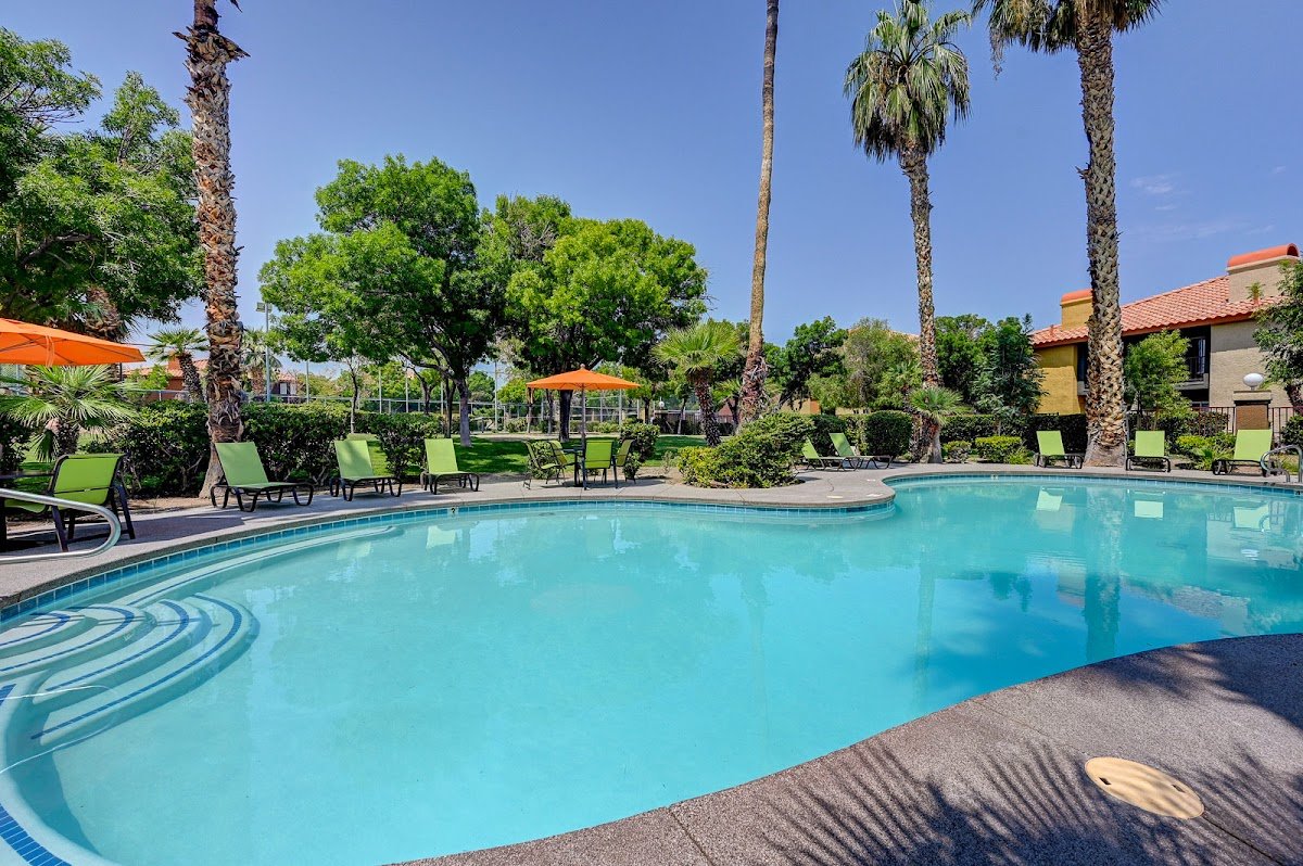 Mariposa Flats Apartments