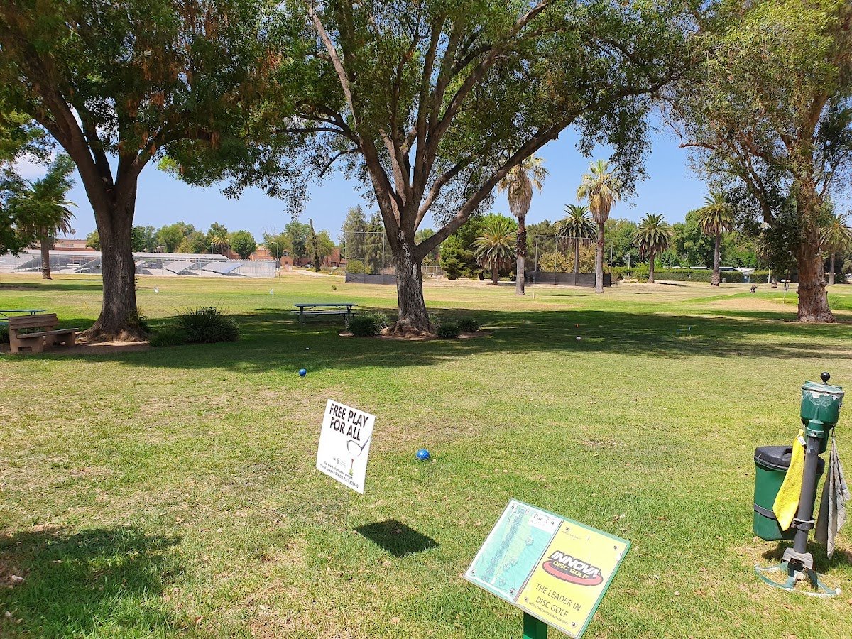 Mission Hills Country Club