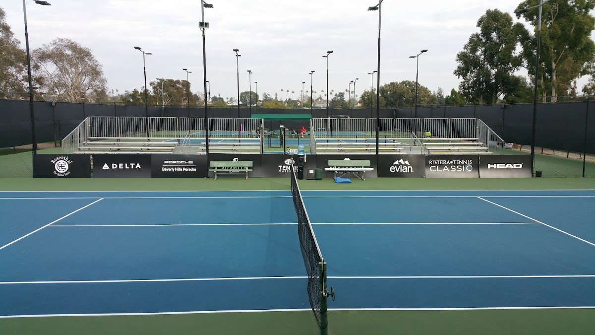 Riviera Tennis Club (Tennis Court)