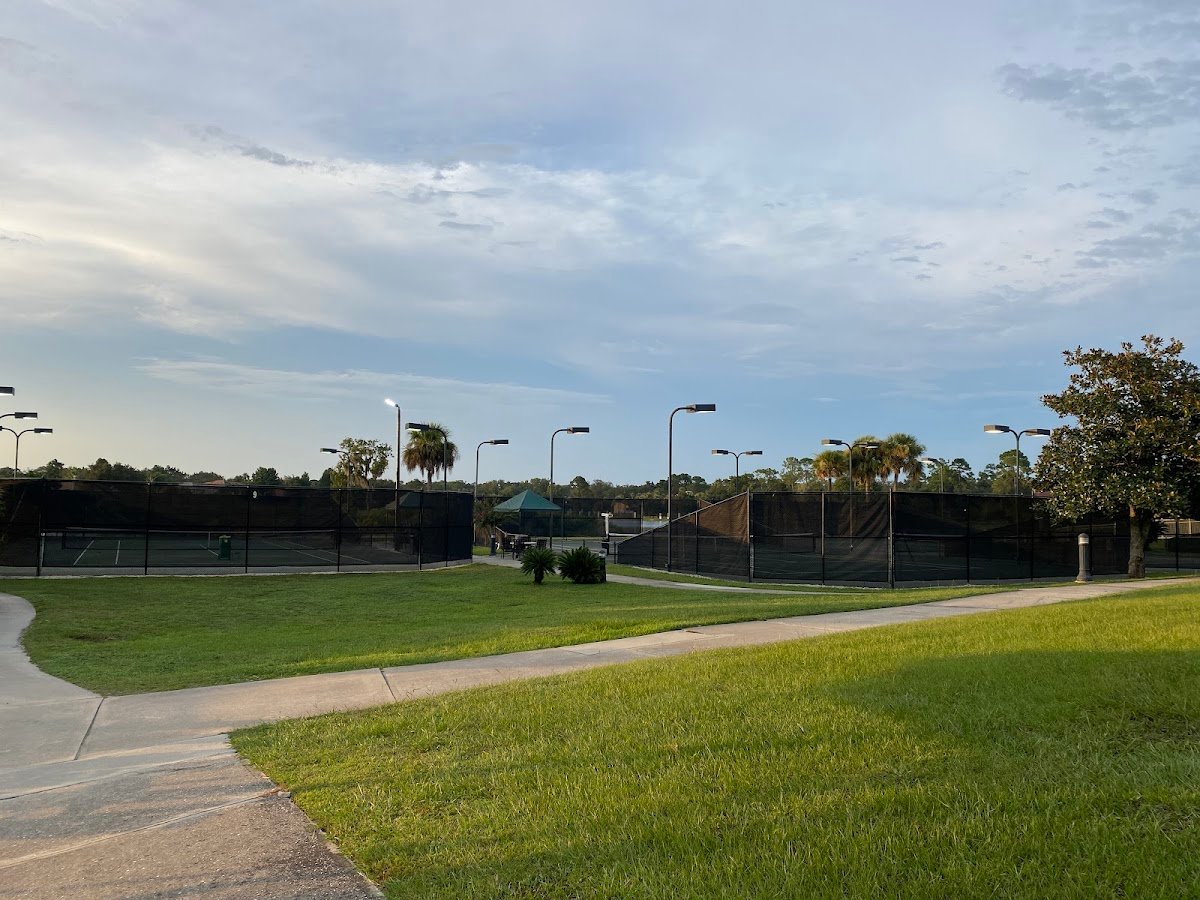Heathrow Racquet Club