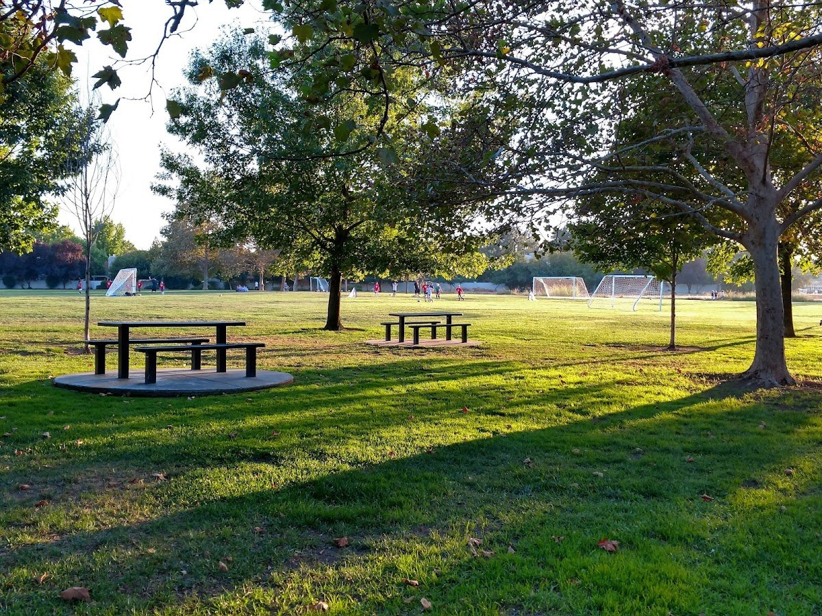 Bud & Artie Davies Park