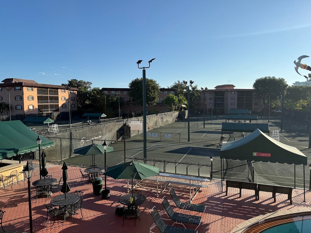 Lauderdale Tennis Club (Tennis Court)