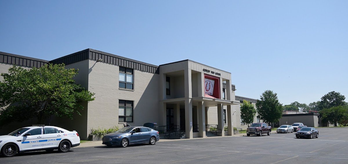 Glencliff High School – tennis court in Nashville