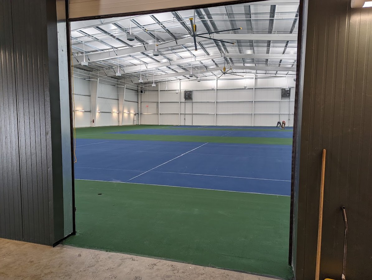 Sequoia Swim & Tennis Club