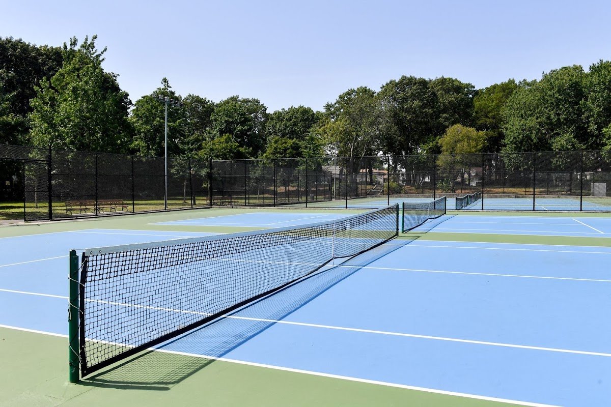 Brookville Park Tennis Courts (Tennis Court)