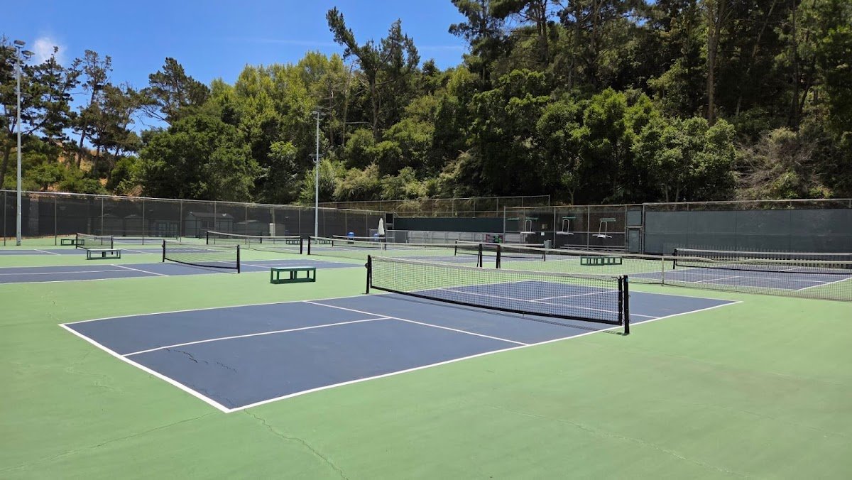 Bay-O-Vista Swim & Tennis Club