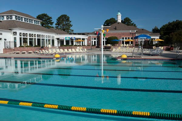 Fox Creek Community Pool & Gym