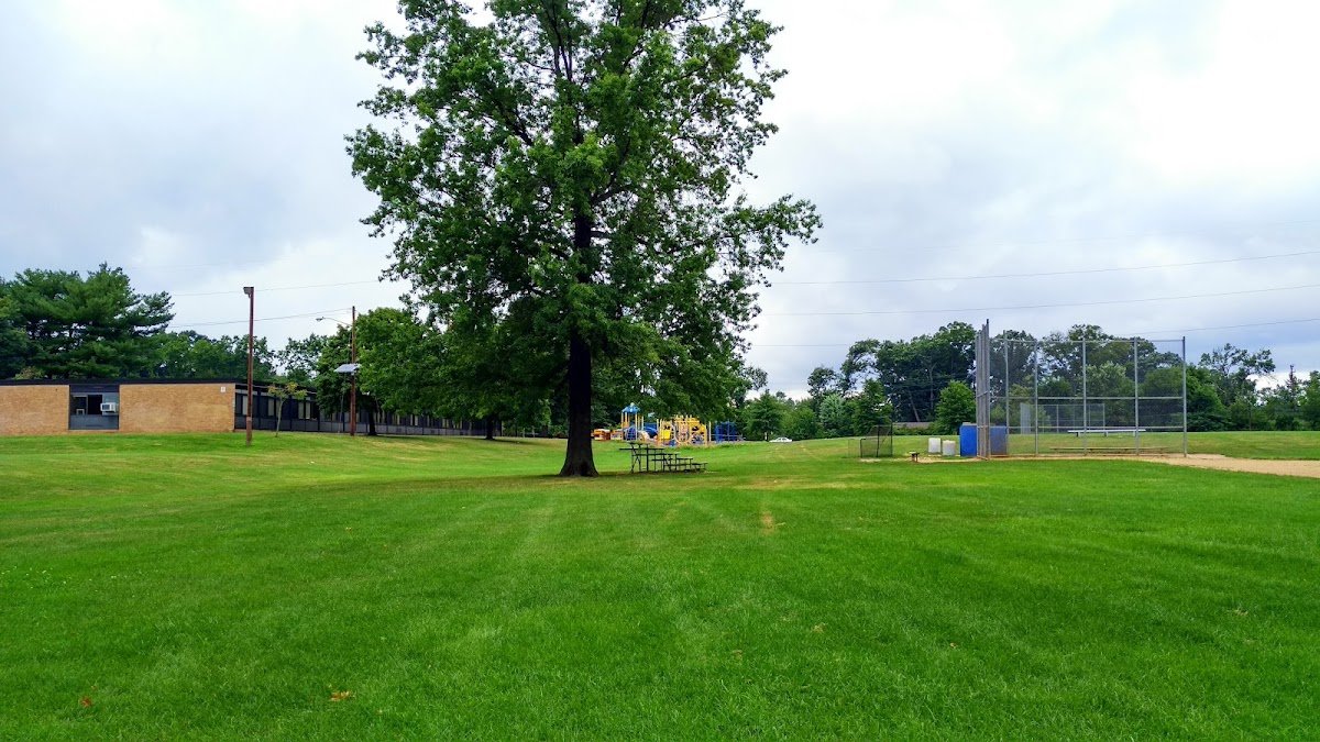Hillside Avenue Middle School (Tennis Court)
