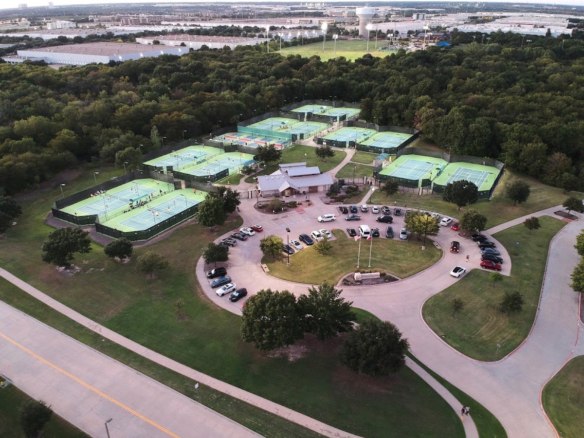 Wagon Wheel Tennis and Pickleball Center