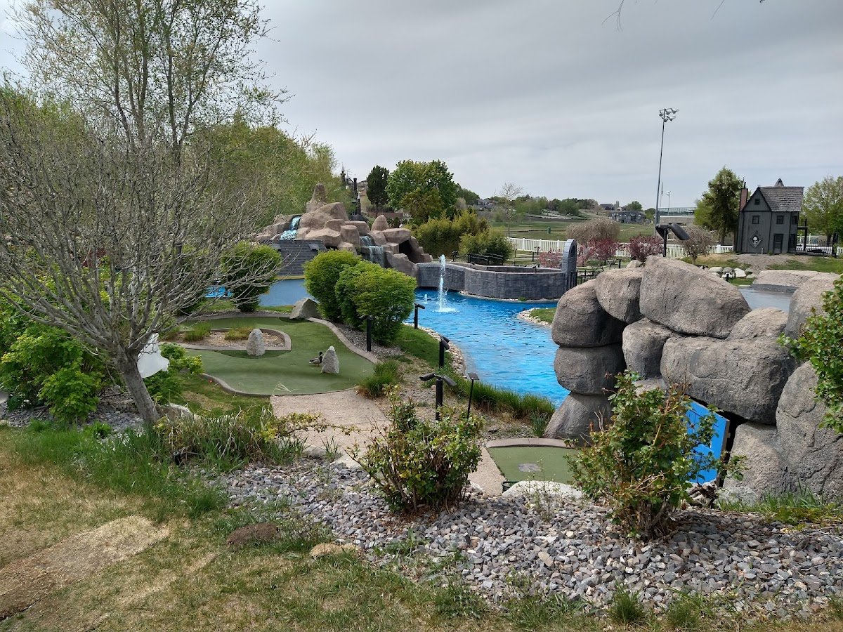 Mulligans Golf & Games