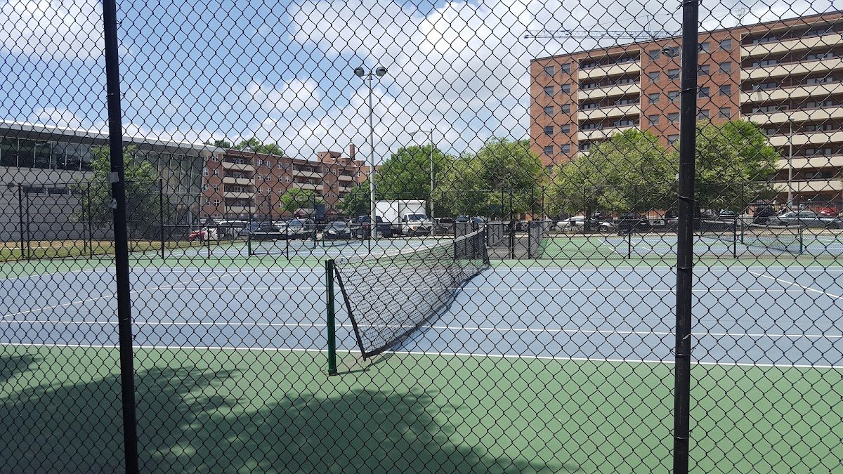 King Greenleaf Recreation Center (Tennis Court)