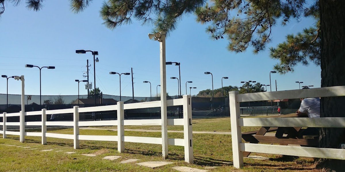 Huber Tennis Ranch (Tennis Court)