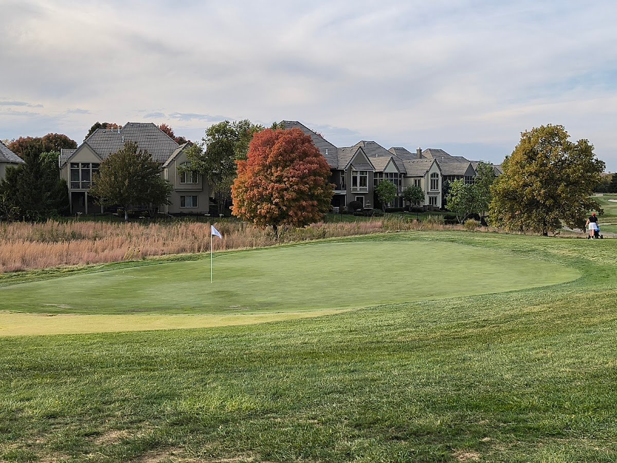 Nicklaus Golf Club at LionsGate (Tennis Court)