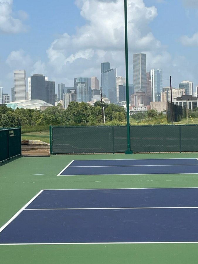 East River 9 – pickleball court in Houston