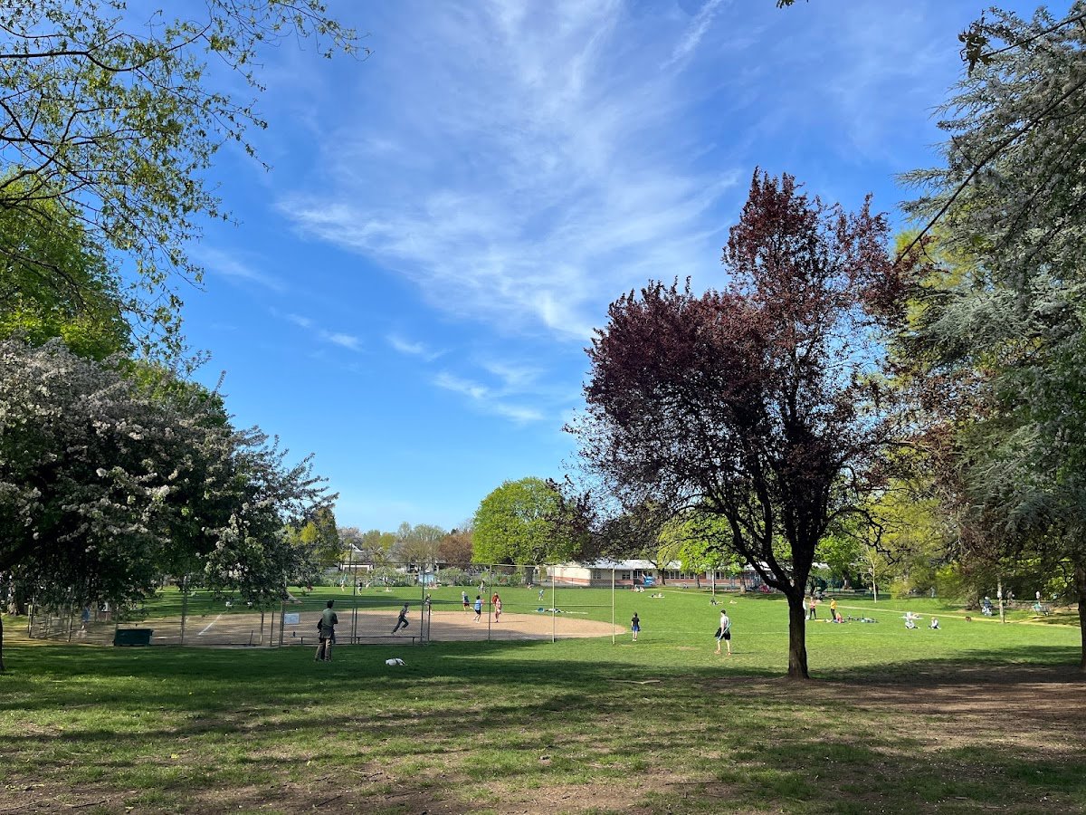 Sewallcrest Park