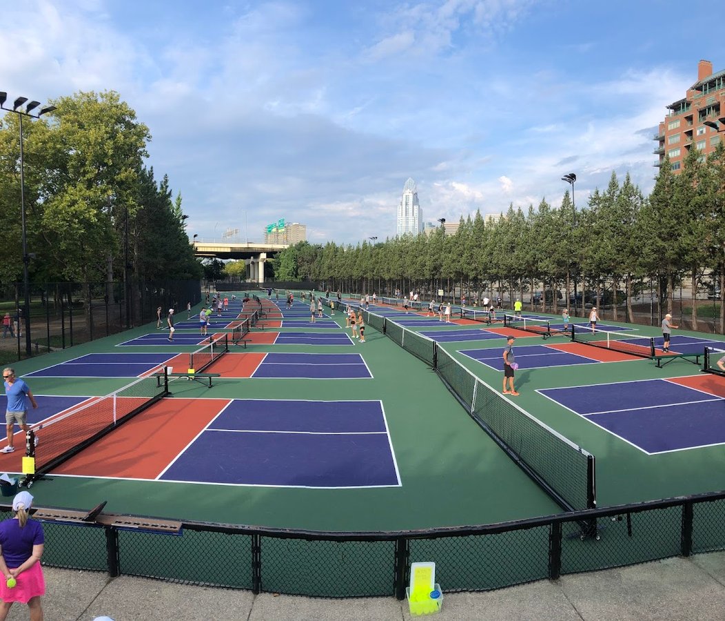 Pickleball at Sawyer Point (Tennis Court)