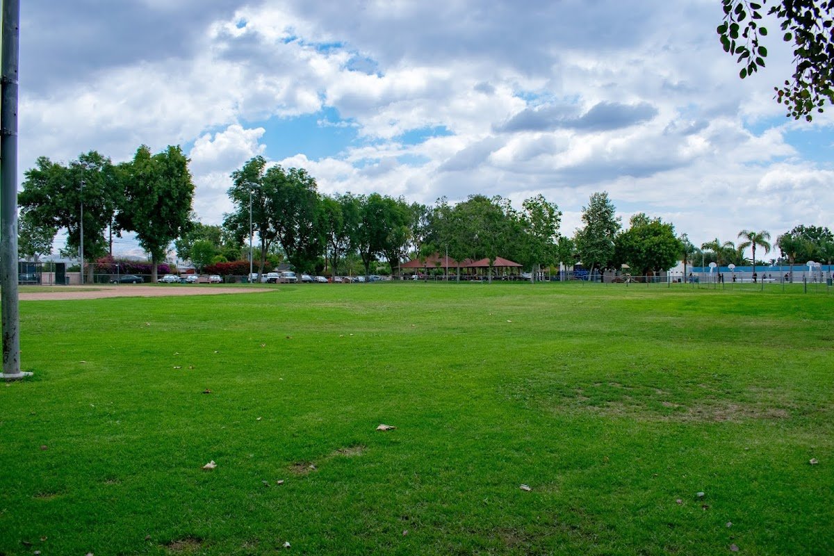 Las Palmas Park (Tennis Court)