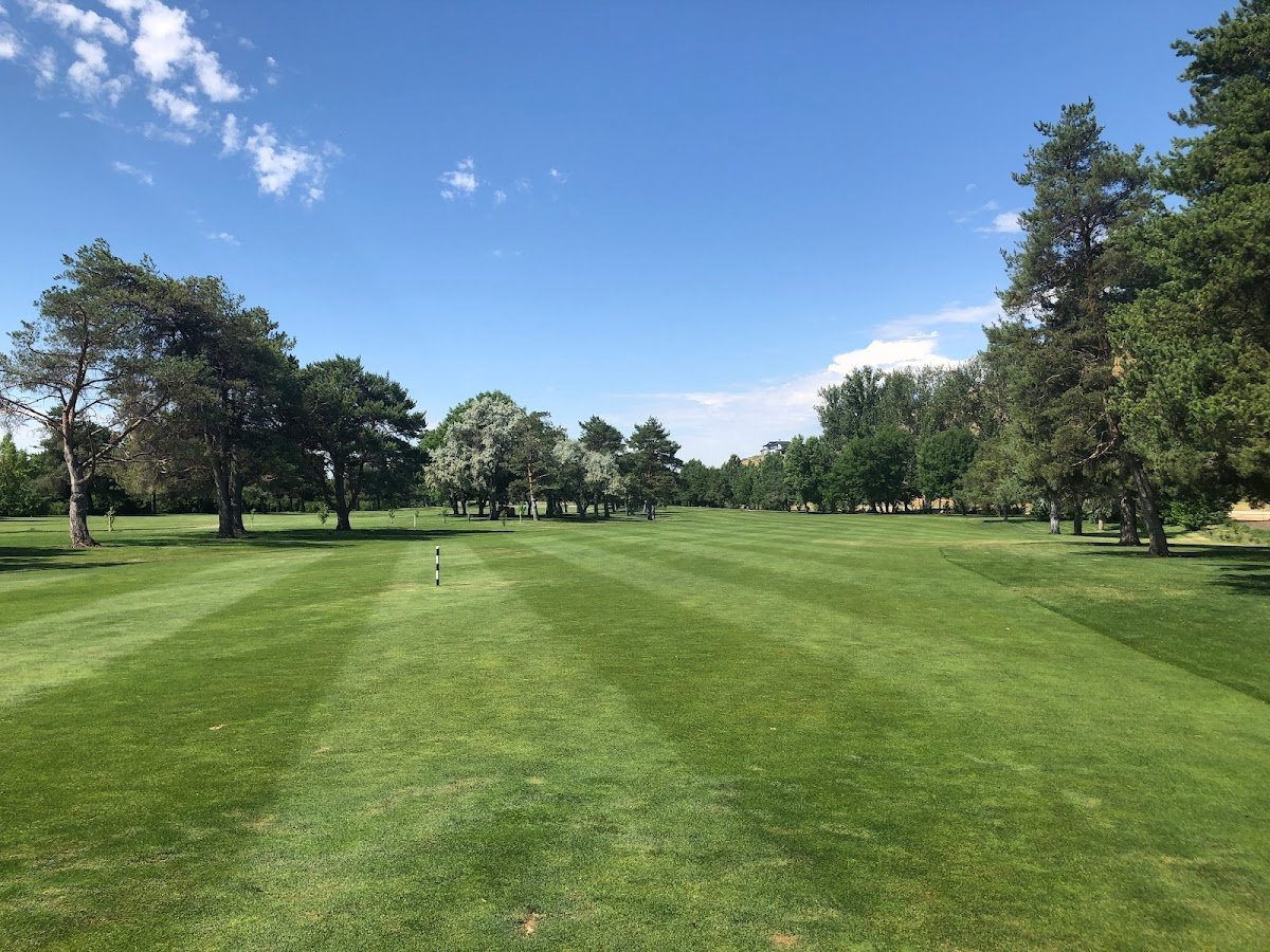 Shadow Valley Golf Club