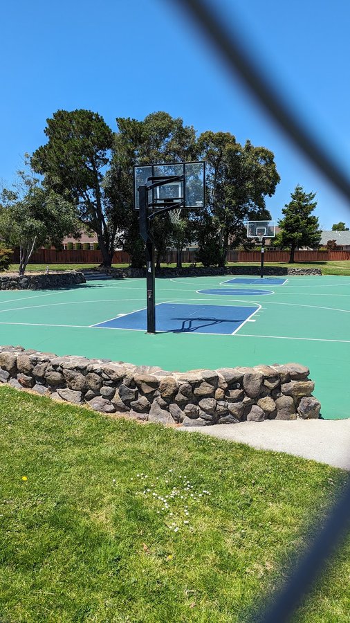 Edgewater Park Tennis Courts
