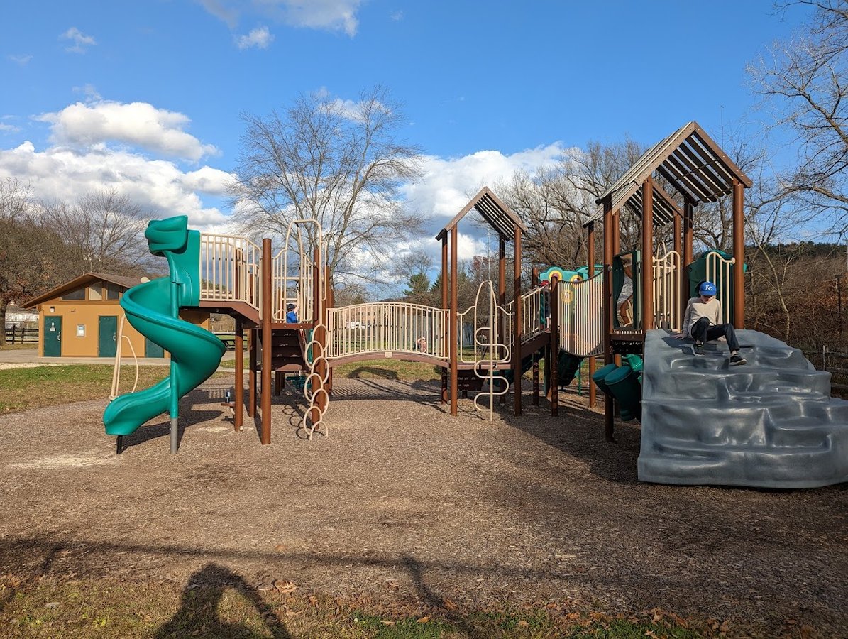 Devlin Park Pickleball Courts