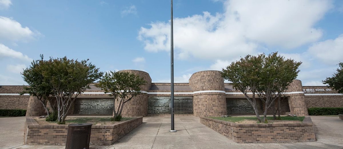 A.C. New Middle School