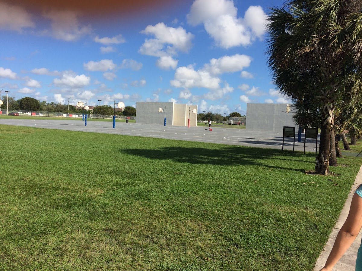 Monarch High School Tennis Courts (Tennis Court)