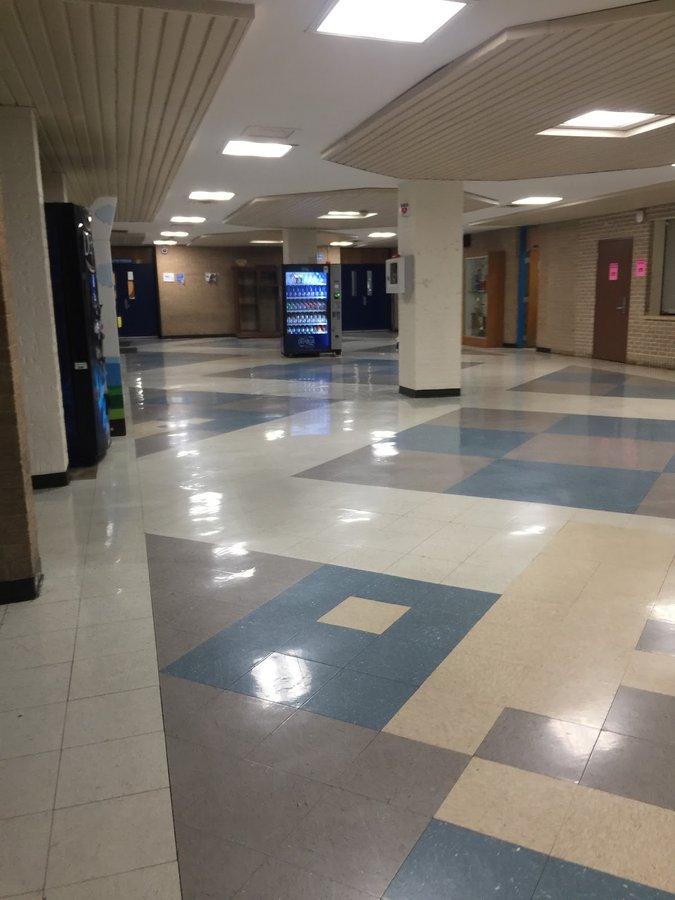 Anderson High School - Mesa Dr – tennis court in Austin