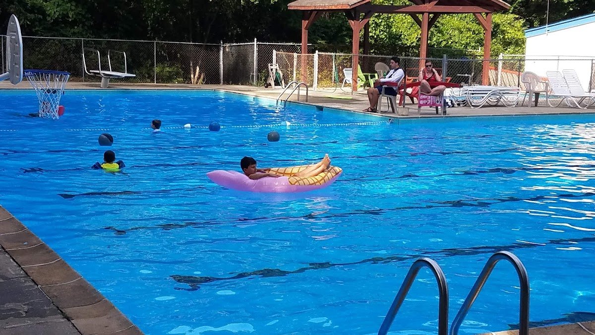 Birchtree Swim and Racquet Club