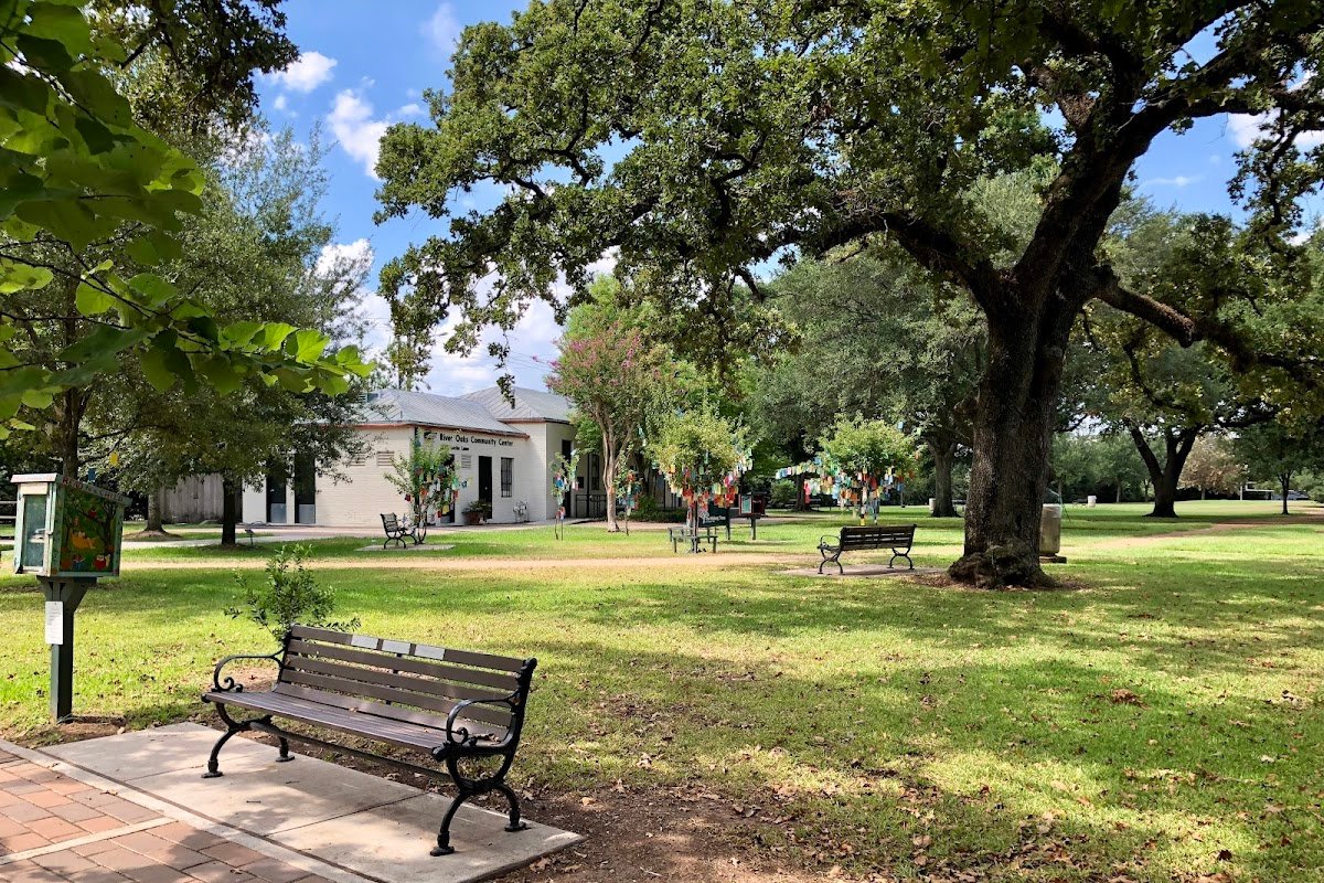 River Oaks Park Tennis Courts