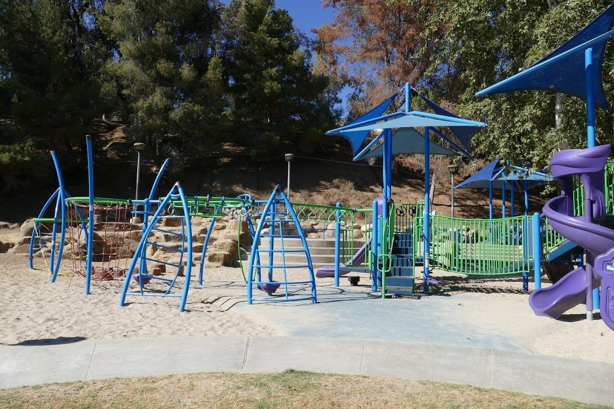 Brace Canyon Park (Tennis Court)