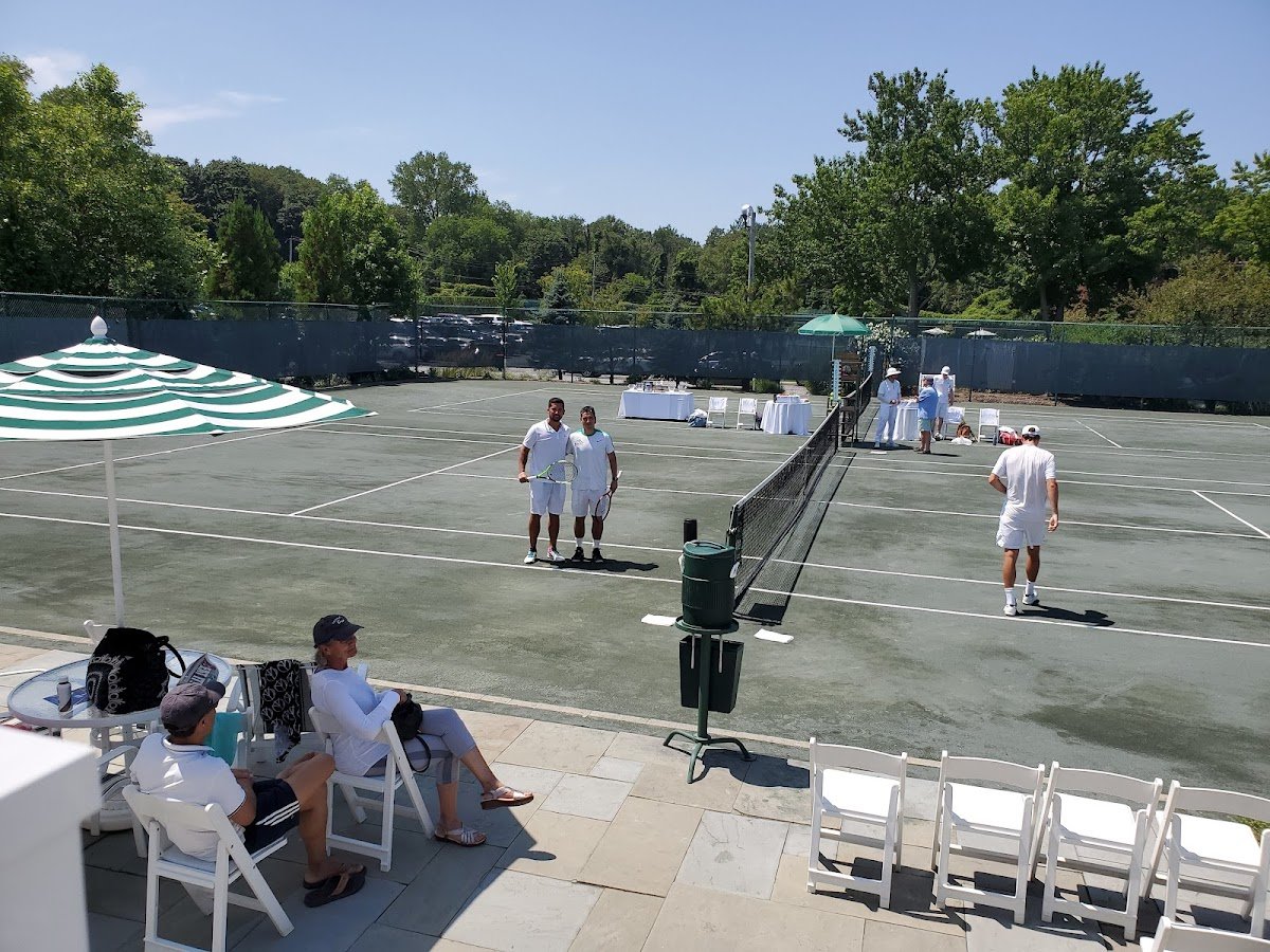 Manursing Island Club