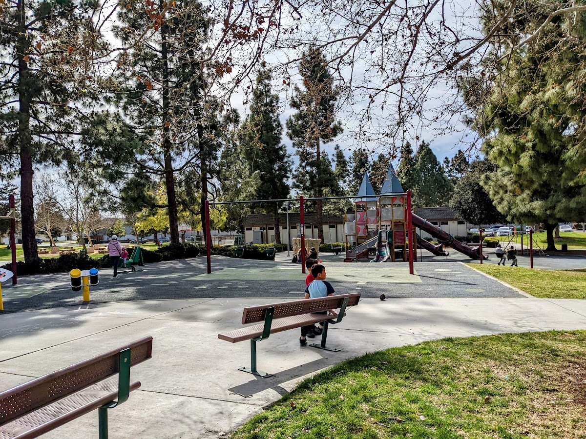 Irvington Park Tennis Court